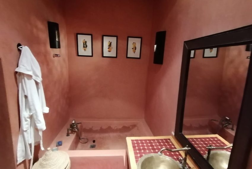 CHARMING TYPICAL RIAD FOR SALE IN MARRAKECH