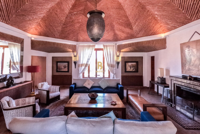 Buy a Luxury House in Marrakech